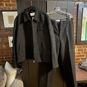 Atelier H&M Men's Gray Wool Suit